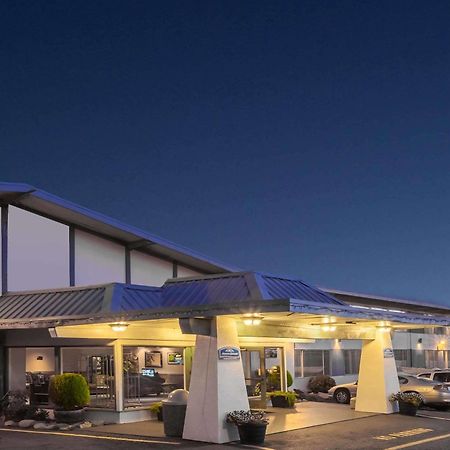 Howard Johnson By Wyndham Nanaimo Harbourside 外观 照片